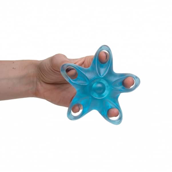 Sormien ja kämmenen lihasten vahvistamiseen tarkoitettu apuväline, Meritähti sormien vahvistaja, vahvuudeltaan vahva, väri sininen, käyttökuva, jossa näkyy oikea harjoitusote eli venyttele ja purista