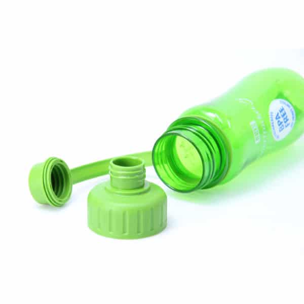 Juomapullo watertracker kaksi korkkia - suurempi helppoa täyttöä ja pienempi juomista varten.