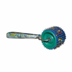 Piikkirulla Lyapko, pieni, piikkirula, jossa käsikahva, rullaamalla iholla saat rentoutettua lihaksia ja hermoja.