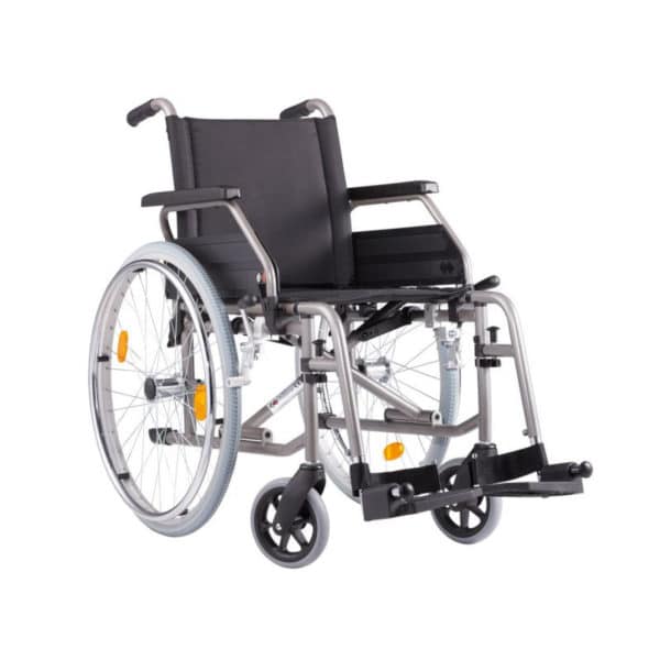 Pyörätuoli ECO 2 on kevyt ja tukeva pyörätuoli, jonka saa helposti kasaan. Istuinkorkeus 43 cm tai valittavissa.