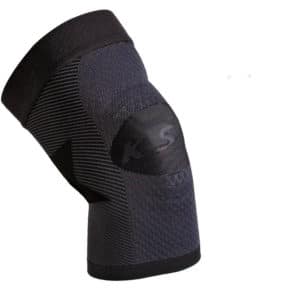 Polvituki KS7 silikonireunalla antaa hyvän tuen ja lievittää rasituskipua.