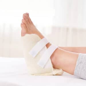 Kantapääsuoja kevennystossu 100% villaa kantapään painehaavojen ennaltaehkäisyyn. Pehmeä ja helppo käyttää.