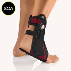 Nilkkatuki MalleoXpress lastoilla, lastat molemmilla sivuilla tukemassa nilkkaa ja tuki myös jalkapohjassa