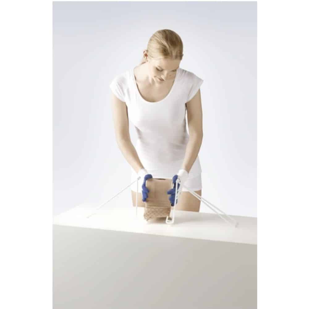 Pukemisen apulaite Ofa Fit Expert sukan asettaminen laitteeseen