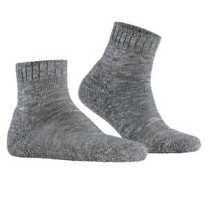 Liukuestesukka nilkkamalli Falke Cotton Grip beige-harmaa puuvillasukka.